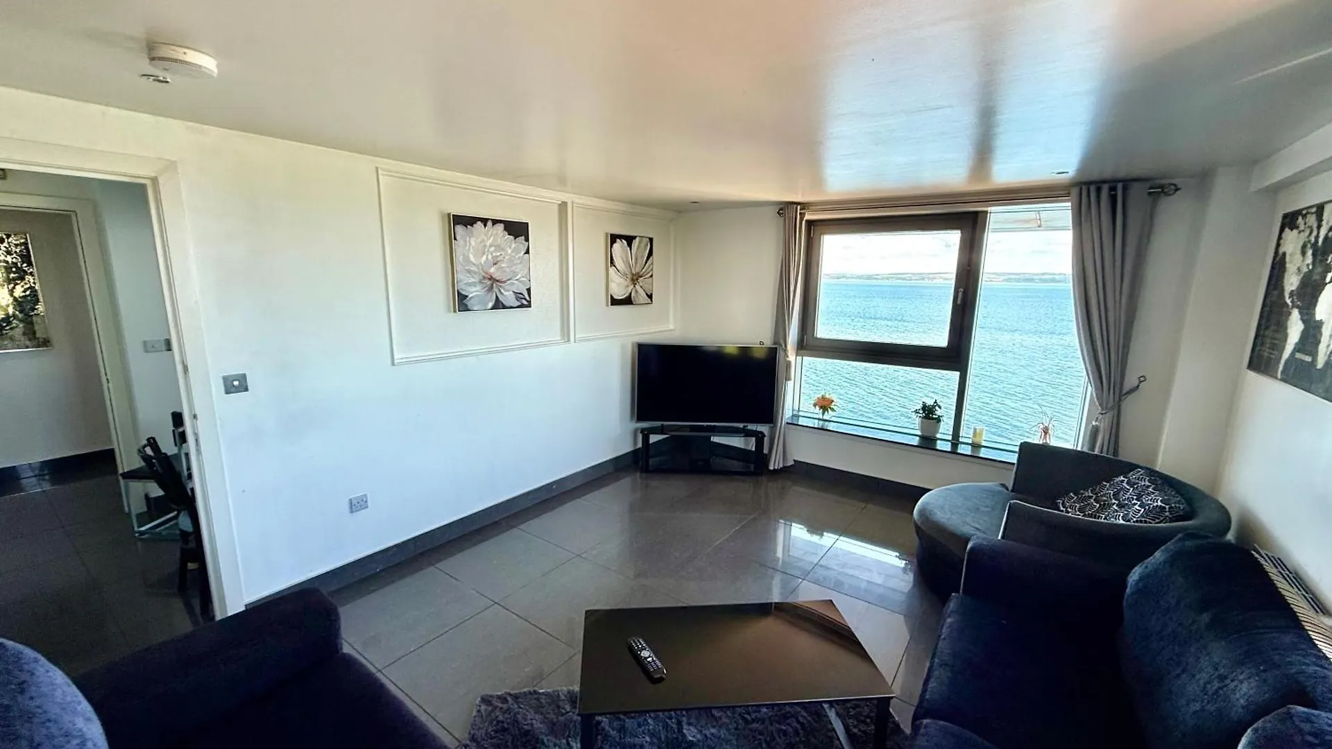 Ocean Park Apartments - Oceanfront - Free Parking And Fast Wifi