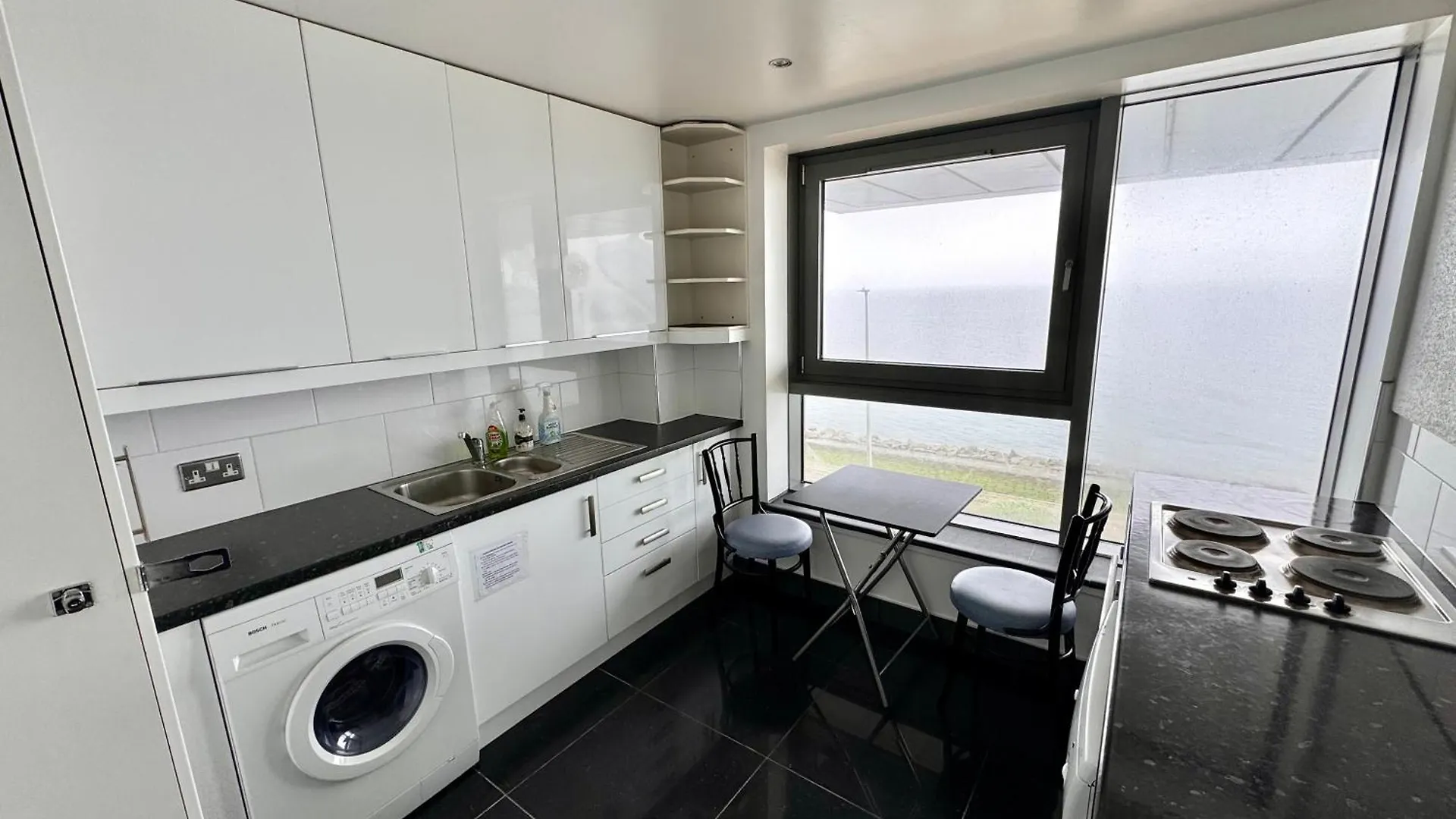 Ocean Park Apartments - Oceanfront - Free Parking And Fast Wifi 0*, EDI